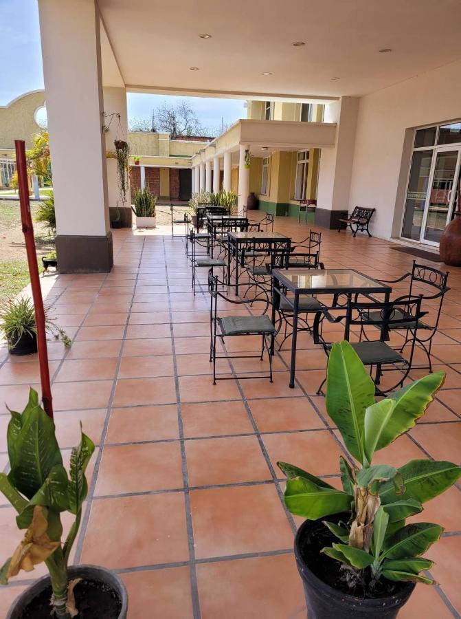 Hotel Portico Norte Tartagal Kültér fotó